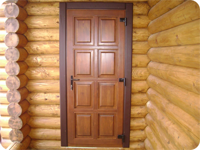 Eingangstüren aus Holz