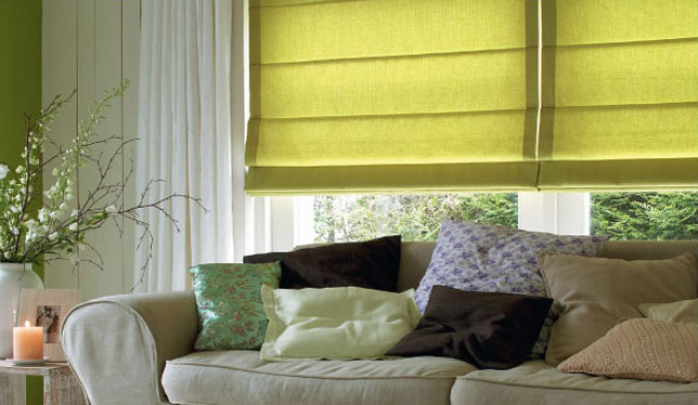 Como escolher as cortinas romanas: design, tecido, cor, características