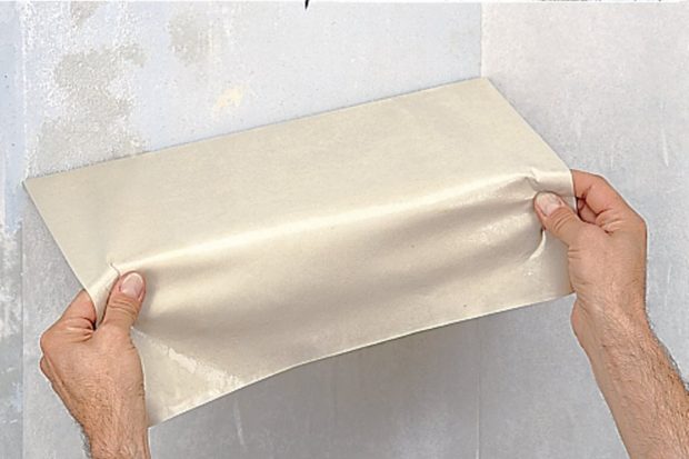 11 maneiras de remover papéis de parede antigos das paredes de maneira rápida e fácil
