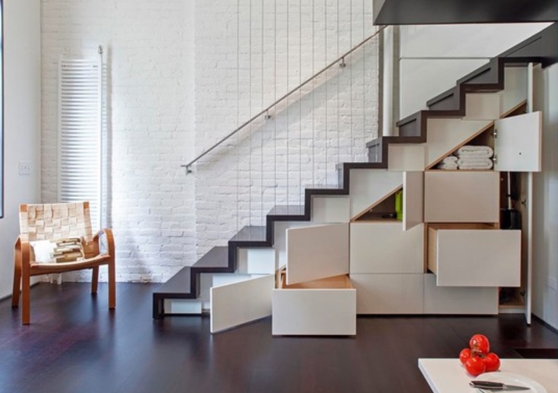 10 Tipps zum Dekorieren und Beleuchten einer Treppe in einem Privathaus + Foto