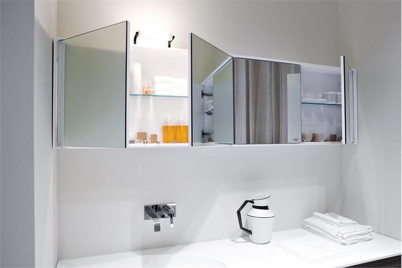 6 tipov na výber kúpeľňových nástenných skriniek