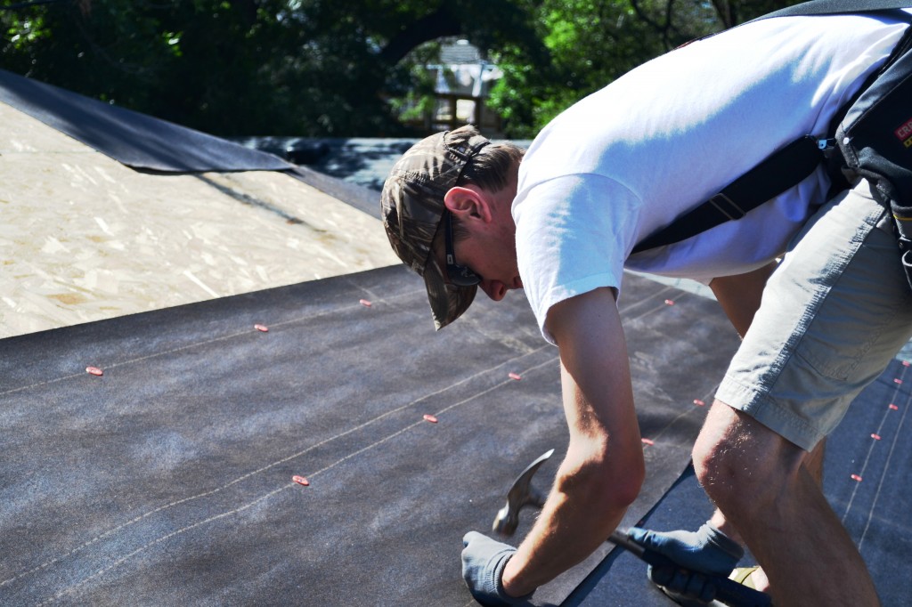 Suggerimenti H + H: come scegliere il tetto giusto per una casa dal calcestruzzo aerato