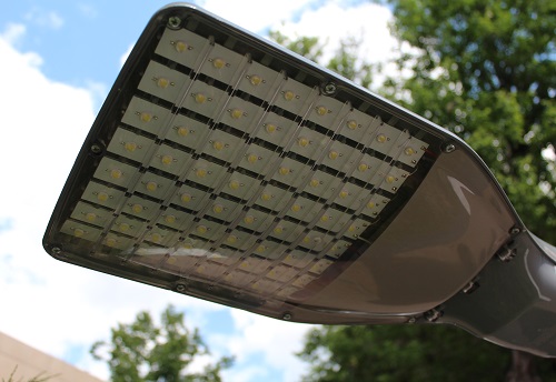 8 porad dotyczących wyboru oświetlenia ulicznego LED